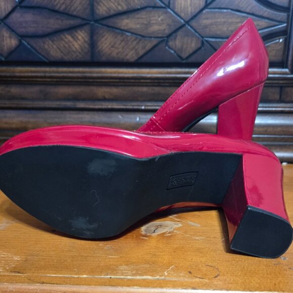 Kenneth Cole Reaction Women's Shoes - Picture 4 of 5